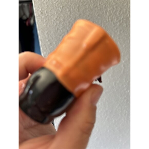 Victoria Carlsbad Austrian Porcelain 2 - "Shoes of Glass" Collection - Picture 14 of 14